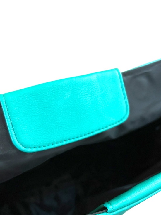 Miche Crossbody with insert and strap or overlay with current handbag - Picture 9 of 14